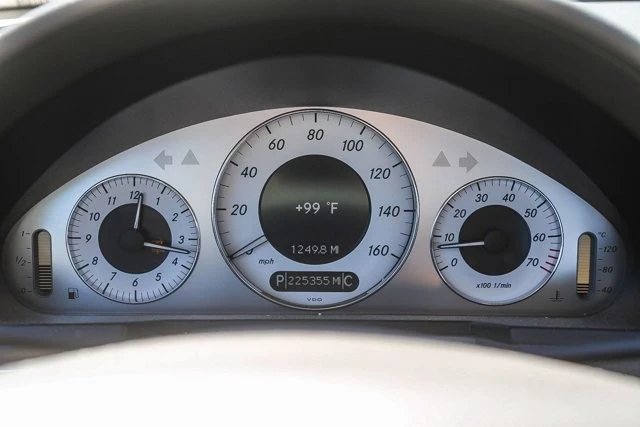 2009 Mercedes-Benz W211 E-Class - Image 6 of 19