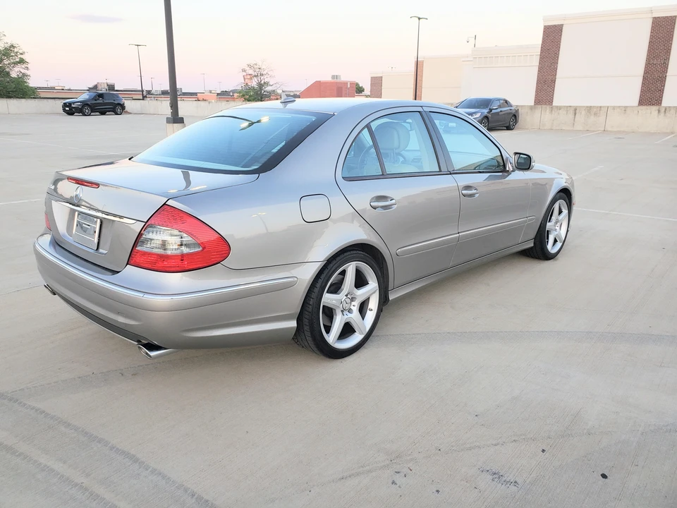 2009 Mercedes-Benz W211 E-Class - Image 19 of 31