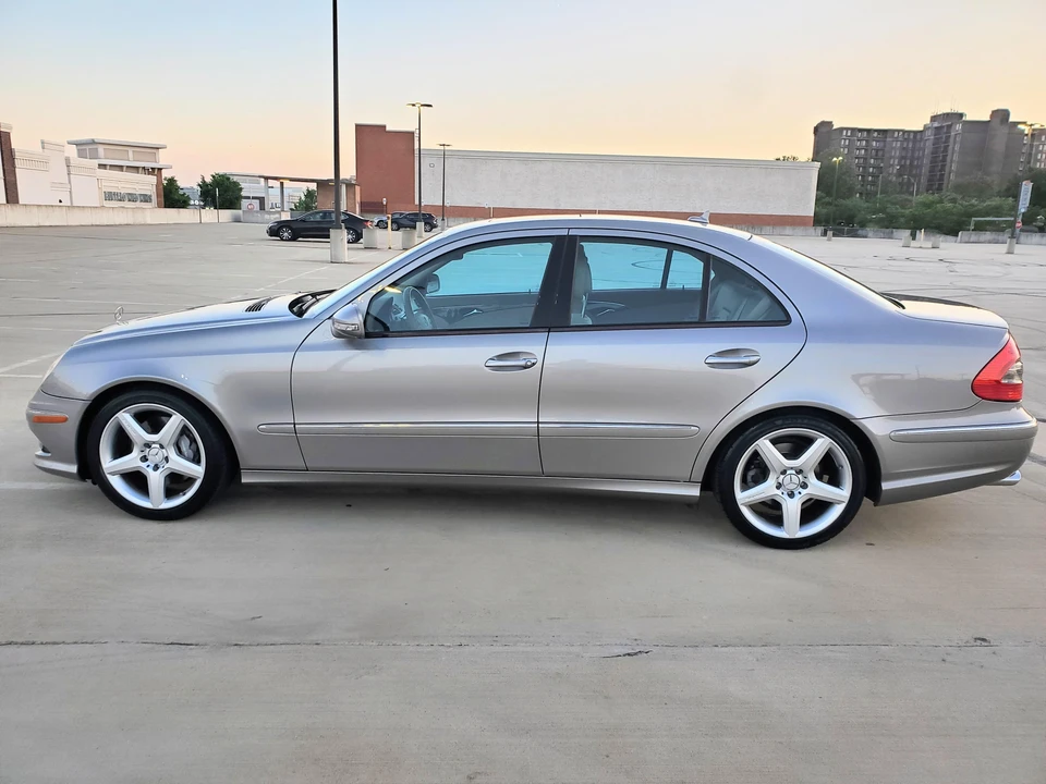 2009 Mercedes-Benz W211 E-Class - Image 13 of 31