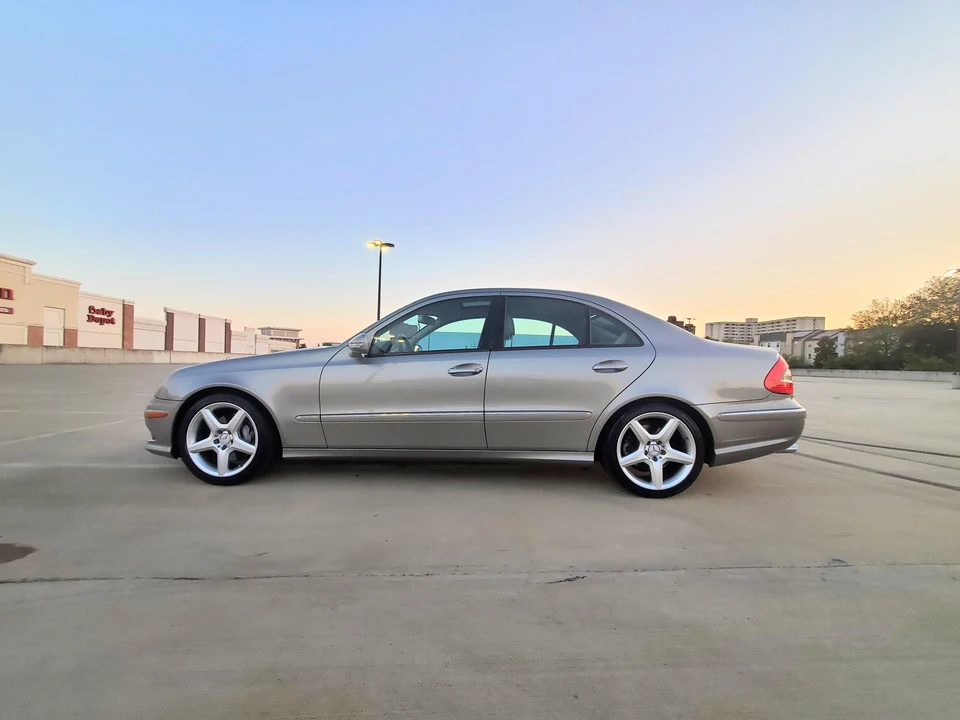 2009 Mercedes-Benz W211 E-Class - Image 12 of 31