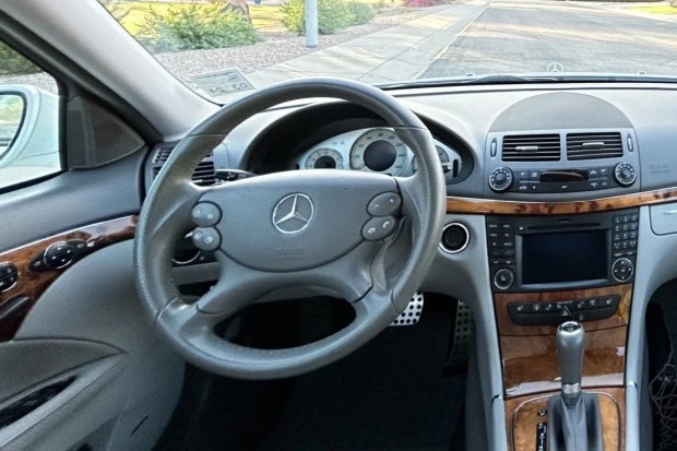 2009 Mercedes-Benz W211 E-Class - Image 5 of 8