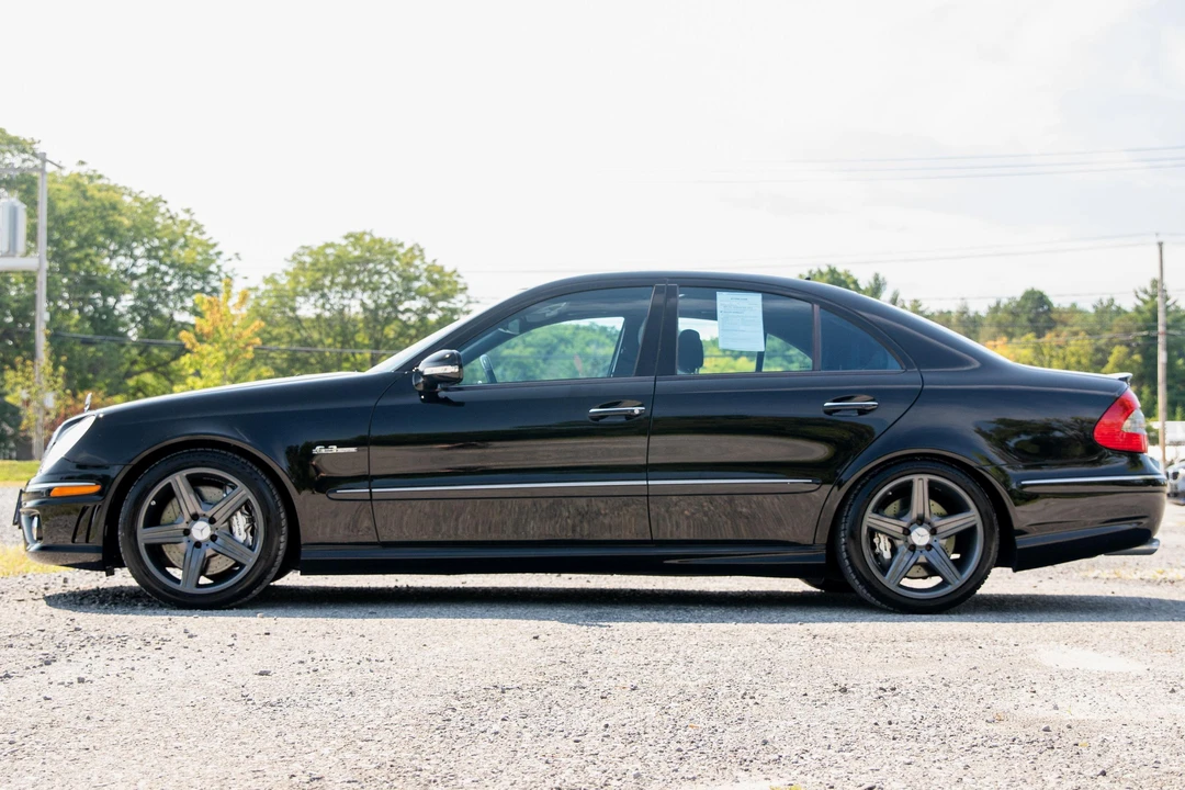 2009 Mercedes-Benz W211 E 55 & E 63 AMG - Image 3 of 31