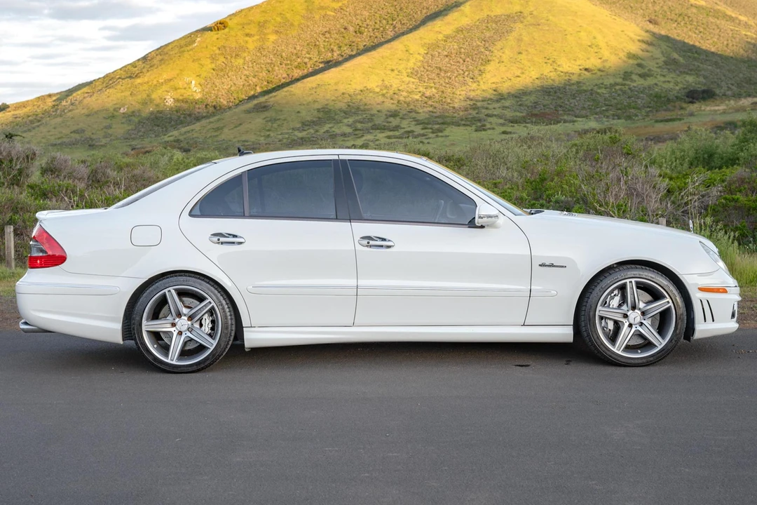 2009 Mercedes-Benz W211 E 55 & E 63 AMG - Image 3 of 31