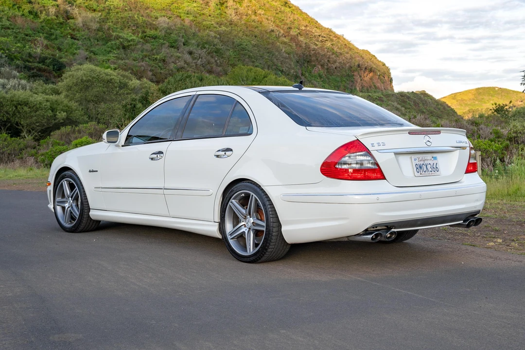 2009 Mercedes-Benz W211 E 55 & E 63 AMG - Image 9 of 31