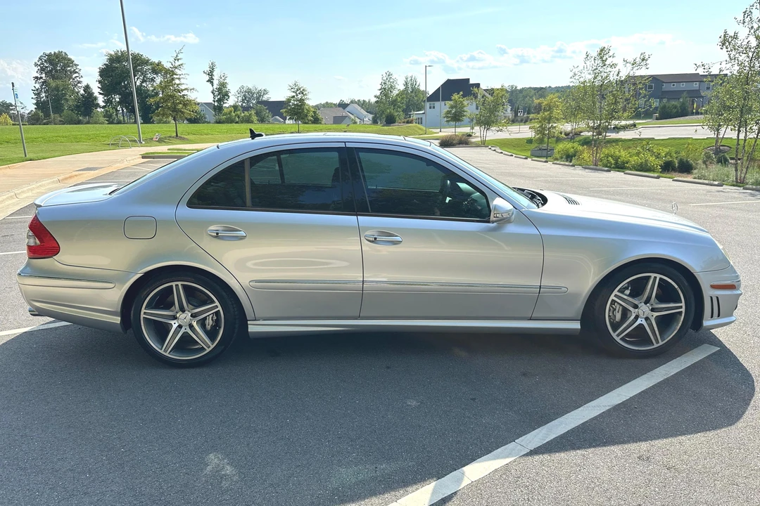 2009 Mercedes-Benz W211 E 55 & E 63 AMG - Image 3 of 31
