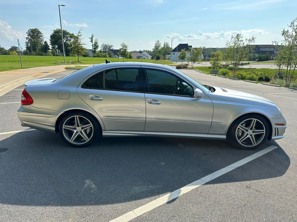 2009 Mercedes-Benz W211 E 55 & E 63 AMG - Image 10 of 31