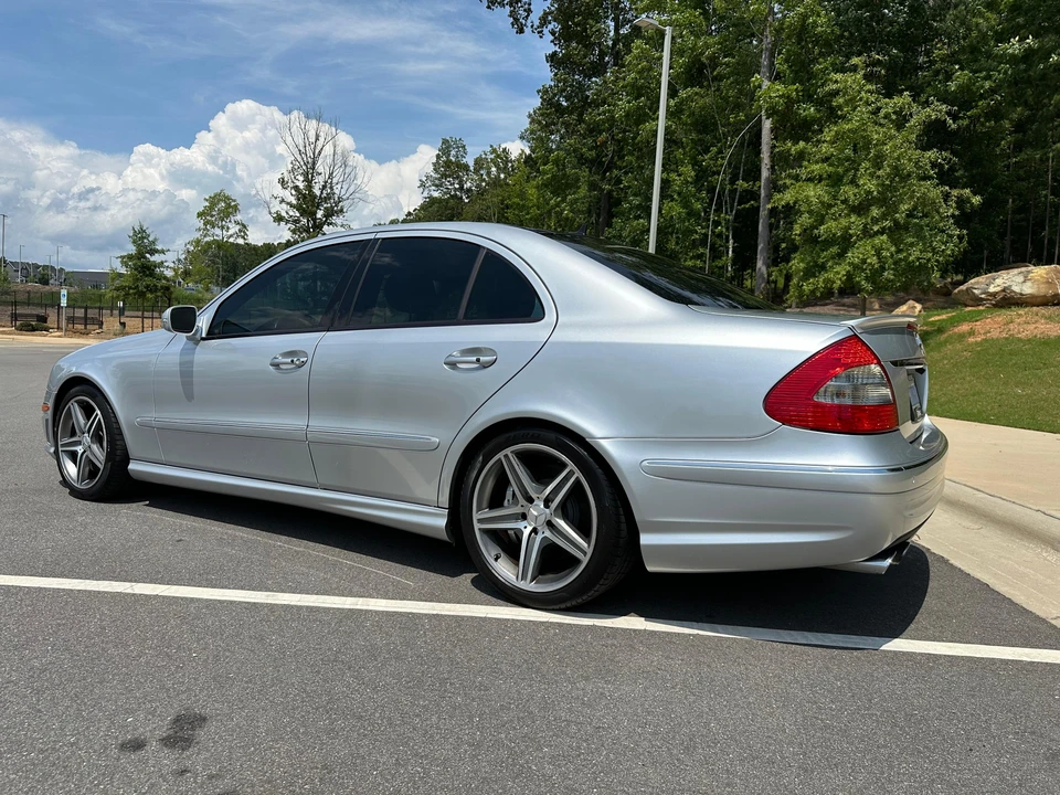2009 Mercedes-Benz W211 E 55 & E 63 AMG - Image 7 of 31