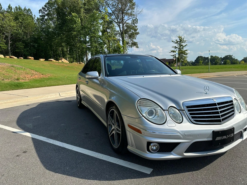 2009 Mercedes-Benz W211 E 55 & E 63 AMG - Image 12 of 31