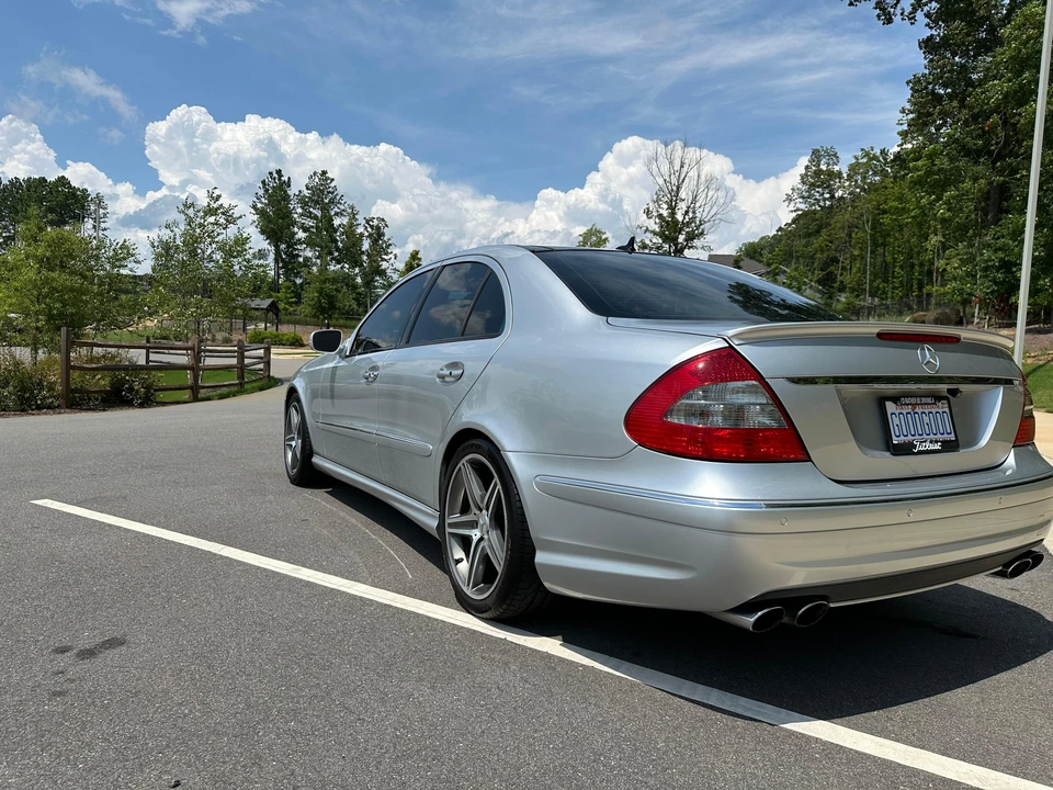 2009 Mercedes-Benz W211 E 55 & E 63 AMG - Image 13 of 31
