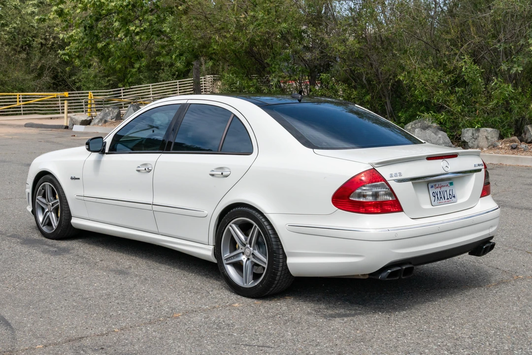 2009 Mercedes-Benz W211 E 55 & E 63 AMG - Image 4 of 31