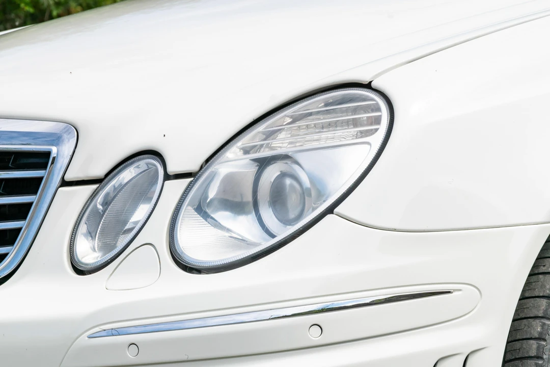2009 Mercedes-Benz W211 E 55 & E 63 AMG - Image 18 of 31