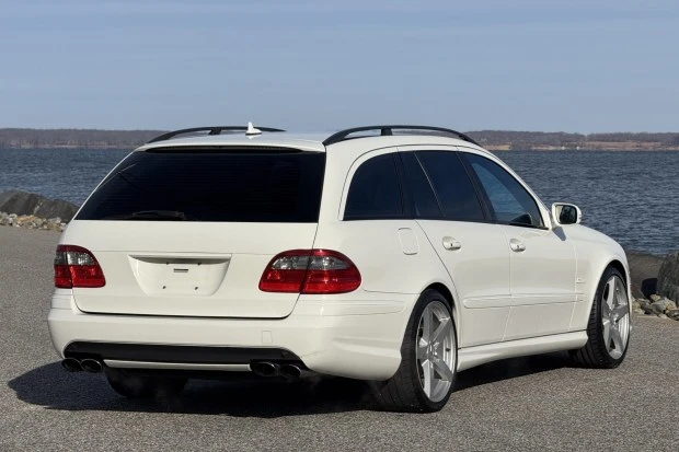 2009 Mercedes-Benz W211 E 55 & E 63 AMG - Image 2 of 9