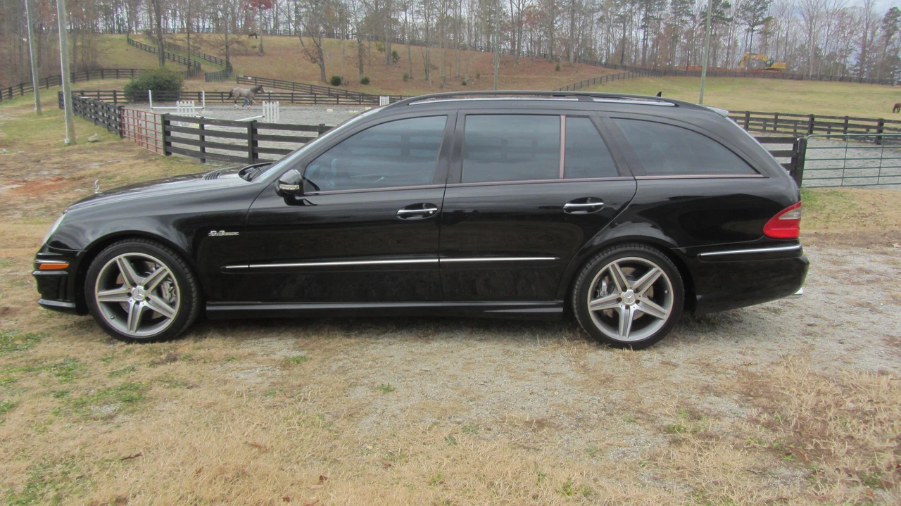 2009 Mercedes-Benz W211 E 55 & E 63 AMG - Image 23 of 31