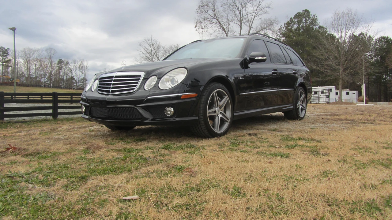 2009 Mercedes-Benz W211 E 55 & E 63 AMG - Image 17 of 31