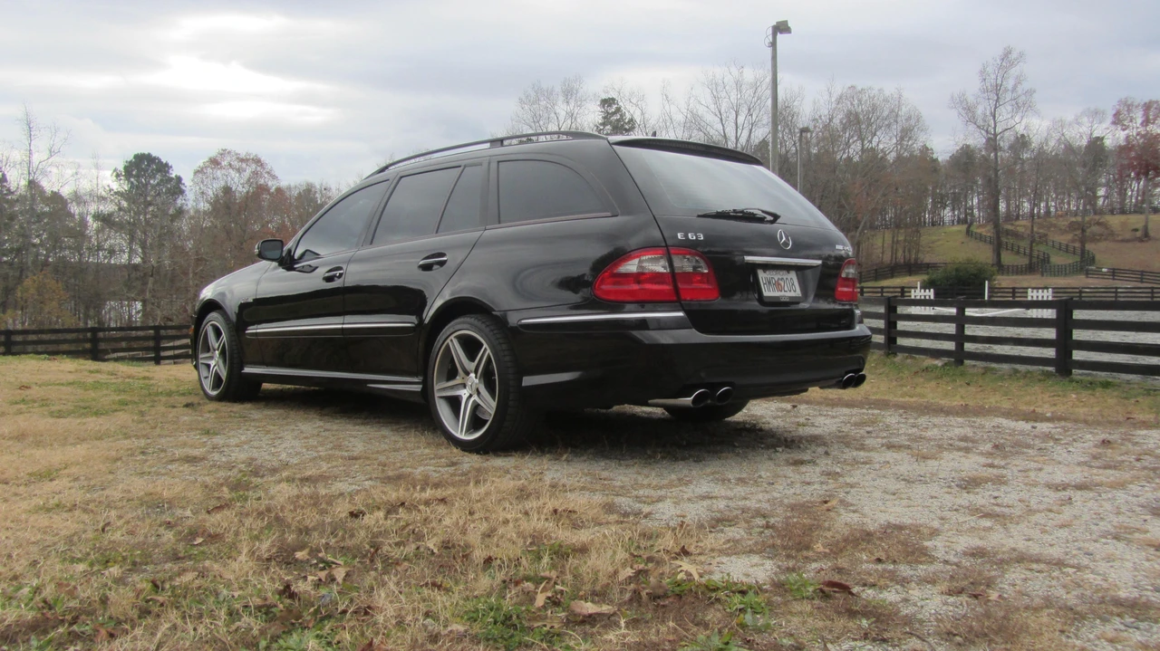 2009 Mercedes-Benz W211 E 55 & E 63 AMG - Image 24 of 31