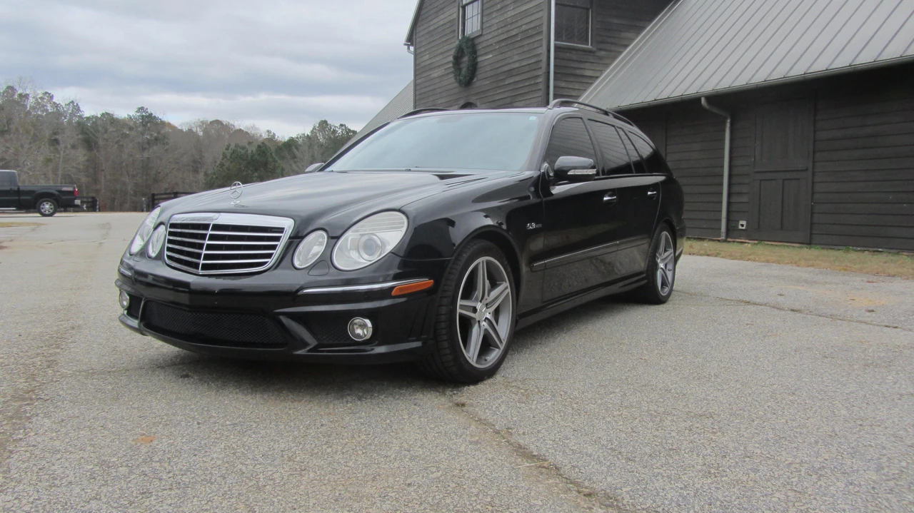 2009 Mercedes-Benz W211 E 55 & E 63 AMG - Image 11 of 31