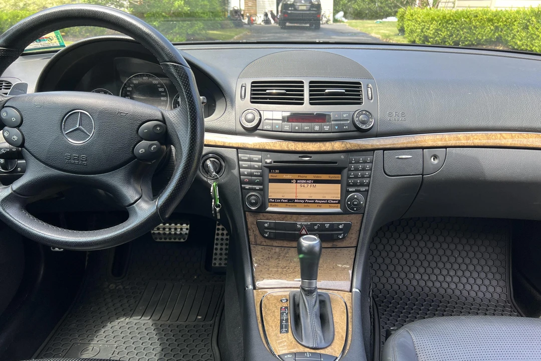 2009 Mercedes-Benz W211 E 55 & E 63 AMG - Image 27 of 31
