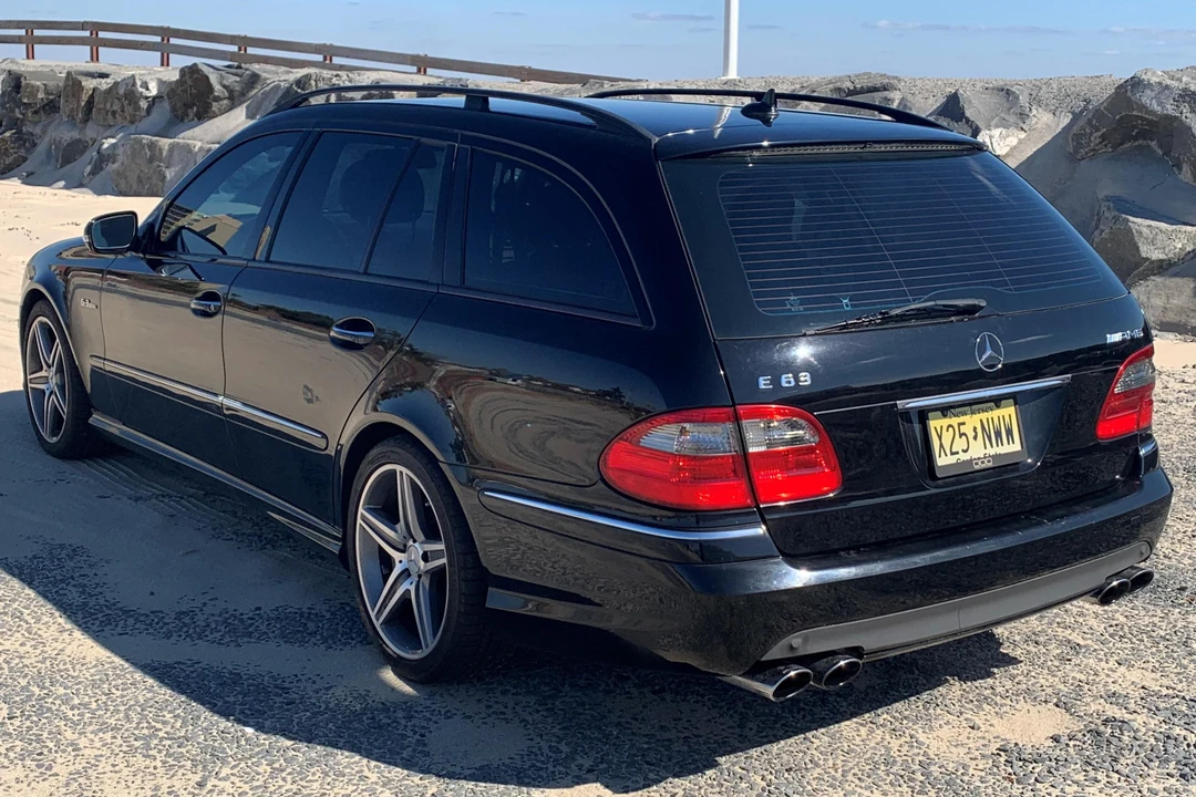 2009 Mercedes-Benz W211 E 55 & E 63 AMG - Image 4 of 31