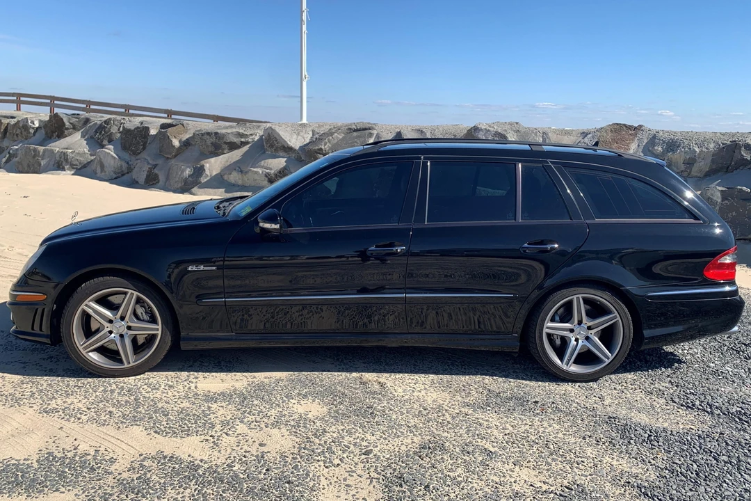 2009 Mercedes-Benz W211 E 55 & E 63 AMG - Image 3 of 31