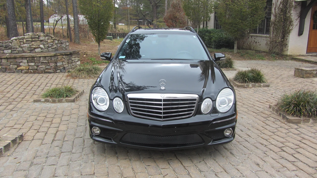 2009 Mercedes-Benz W211 E 55 & E 63 AMG - Image 2 of 31