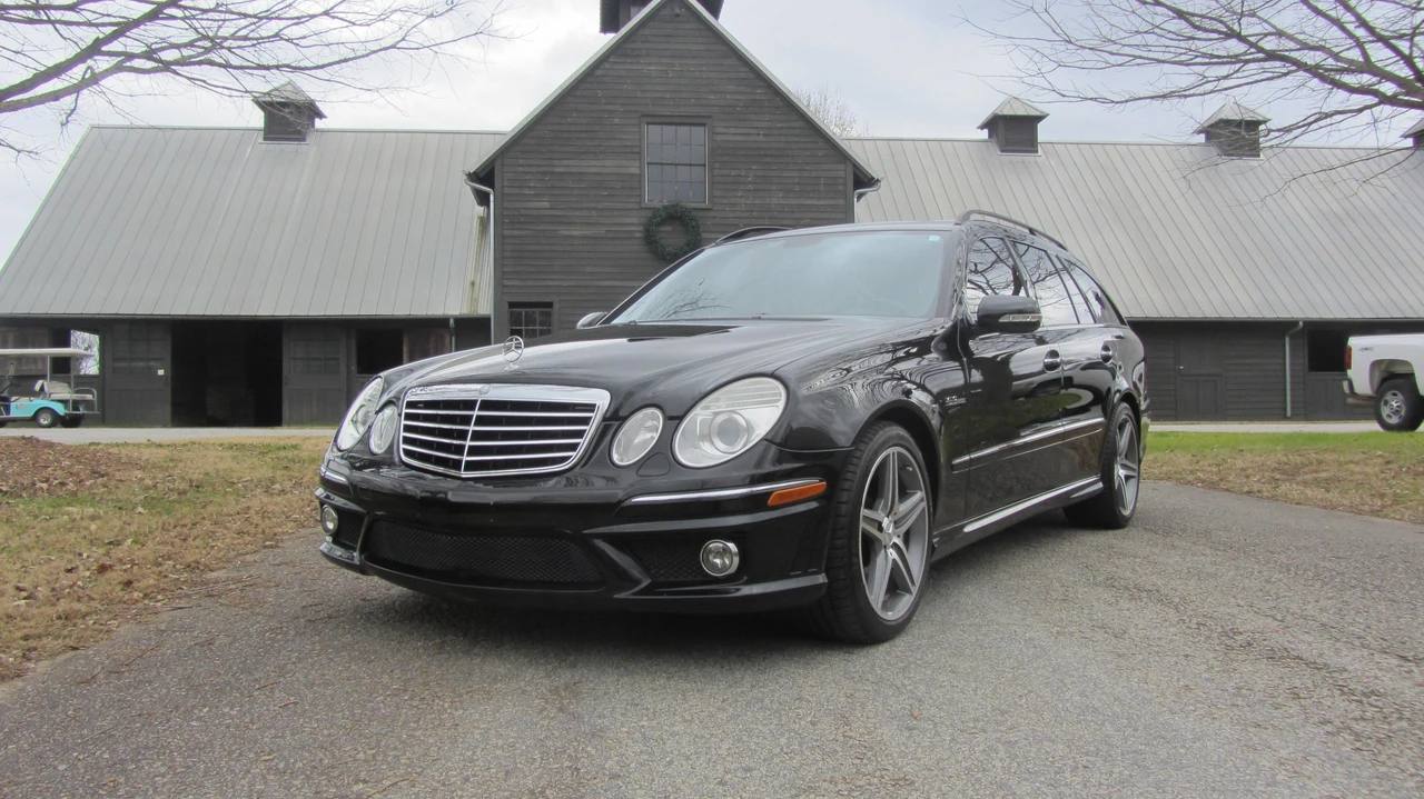 2009 Mercedes-Benz W211 E 55 & E 63 AMG - Image 10 of 31