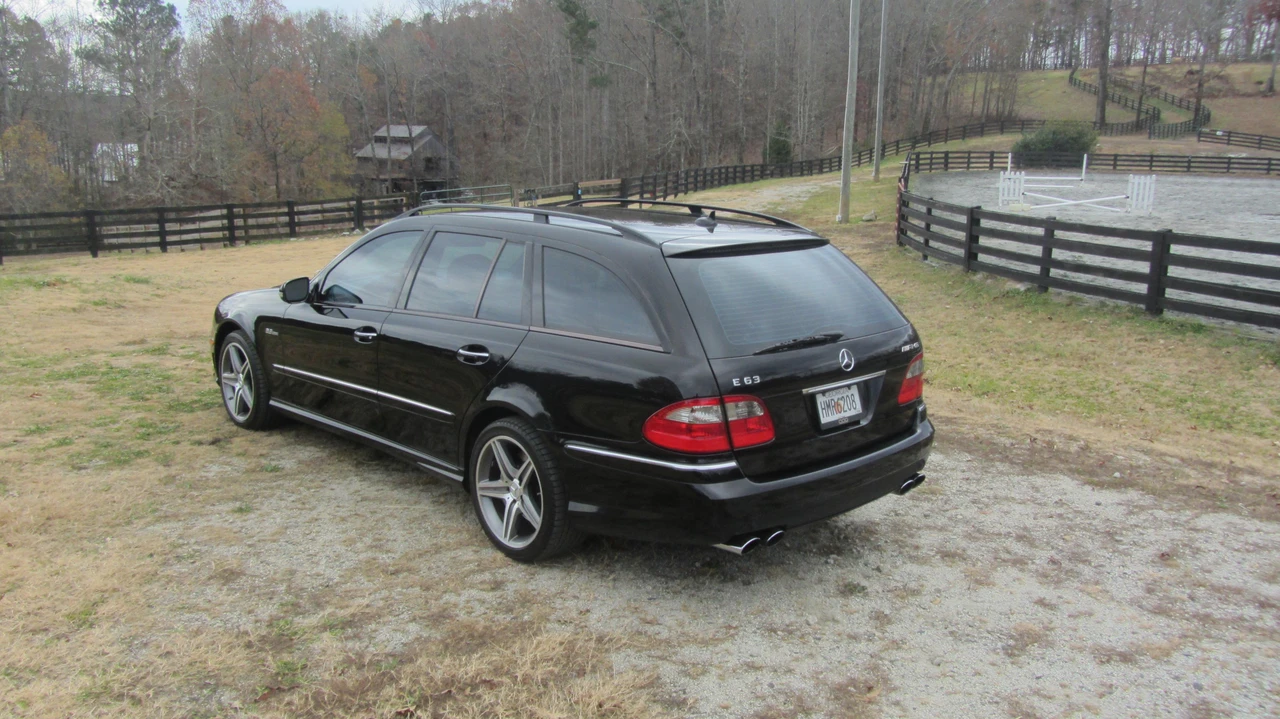 2009 Mercedes-Benz W211 E 55 & E 63 AMG - Image 28 of 31