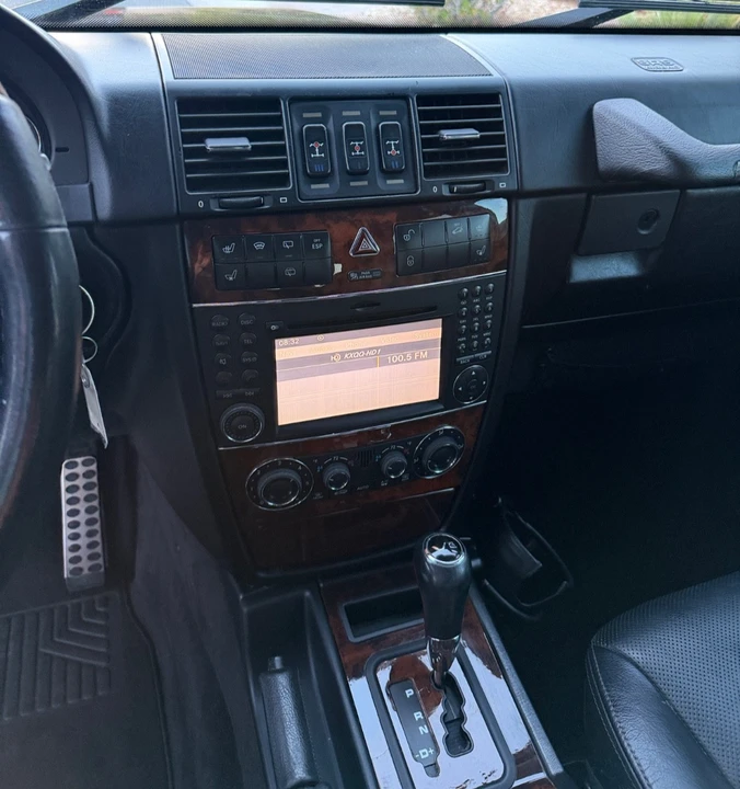 2009 Mercedes-Benz W463 G-Class - Image 16 of 27