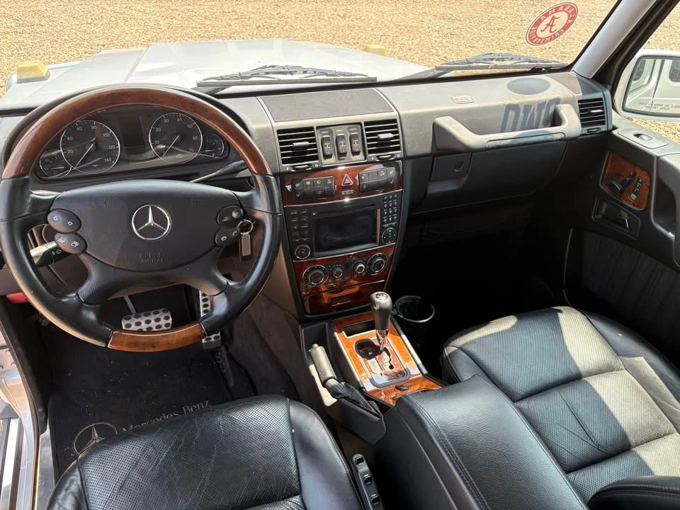 2009 Mercedes-Benz W463 G-Class - Image 11 of 14