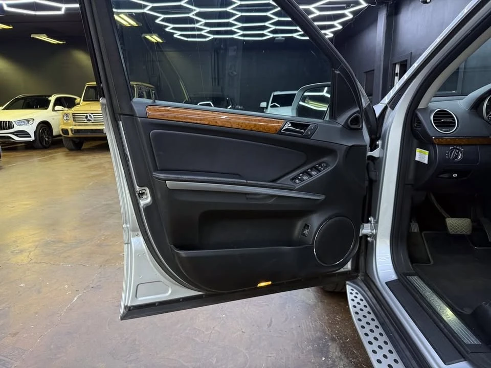 2009 Mercedes-Benz X164 GL-Class - Image 5 of 10