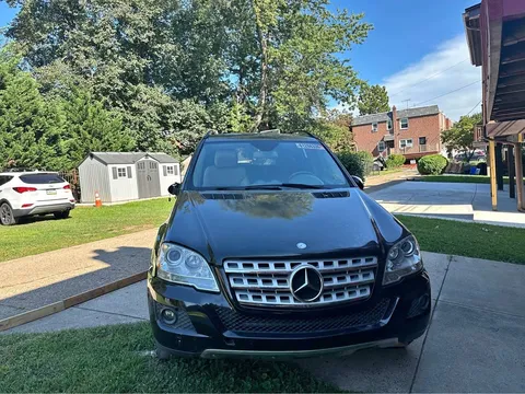 2009 Mercedes-Benz M-Class ML 350 4MATIC Sport Utility 4D