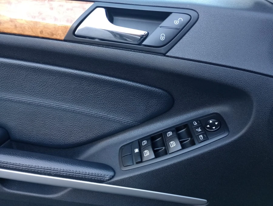 2009 Mercedes-Benz W164 M-Class - Image 13 of 16