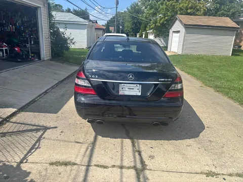 2009 Mercedes-Benz Mercedes-AMG S-Class S 63 AMG Sedan 4D