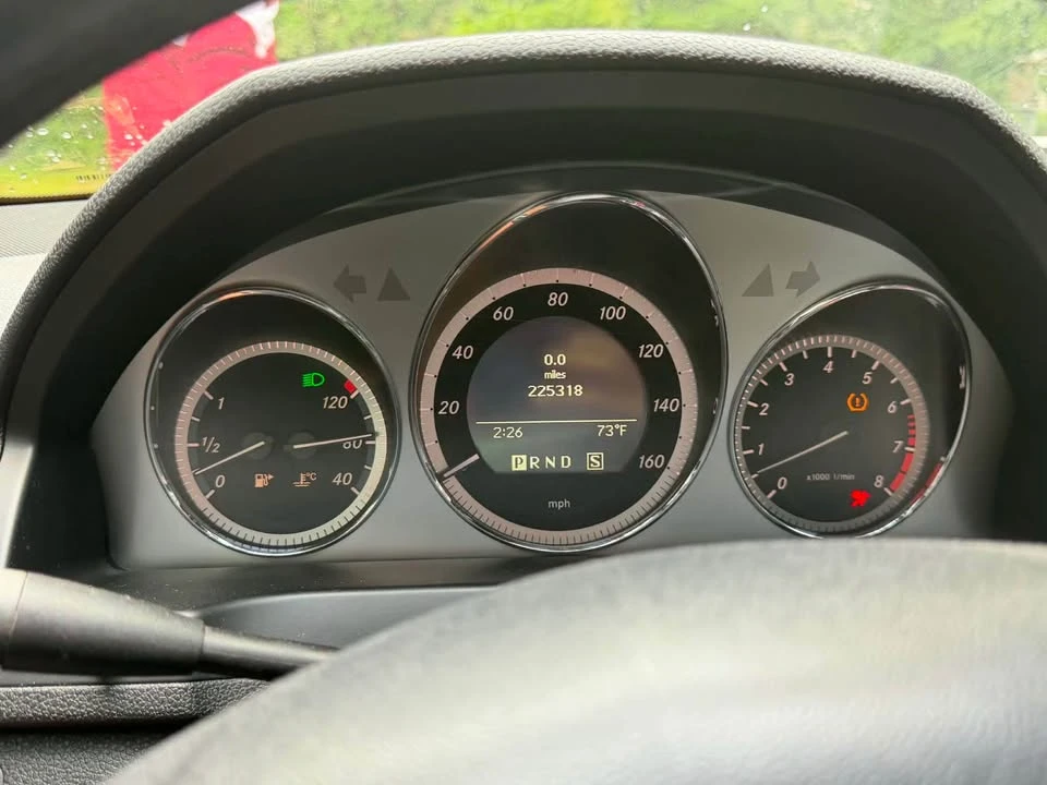 2009 Mercedes-Benz W212 E-Class - Image 6 of 12