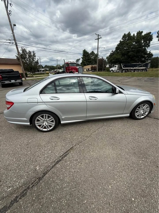 2009 Mercedes-Benz - Image 3 of 7