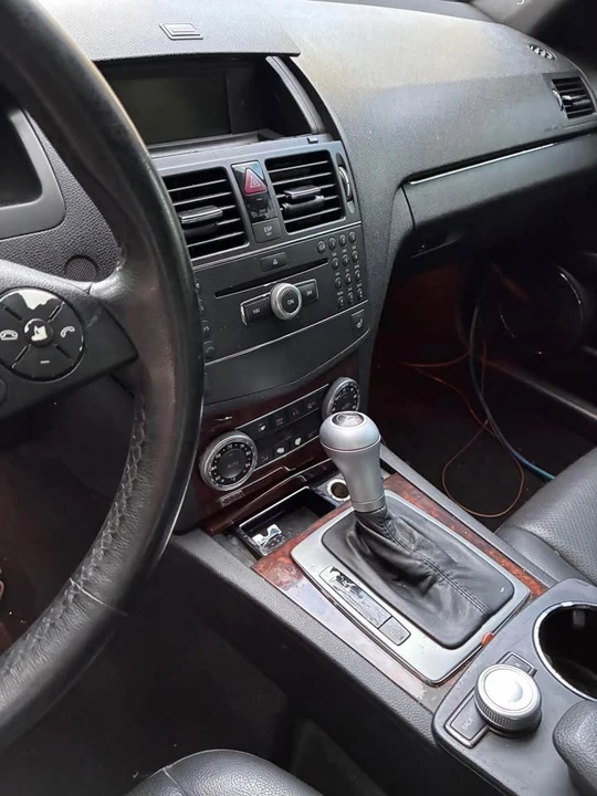 2009 Mercedes-Benz W204 C-Class - Image 10 of 10