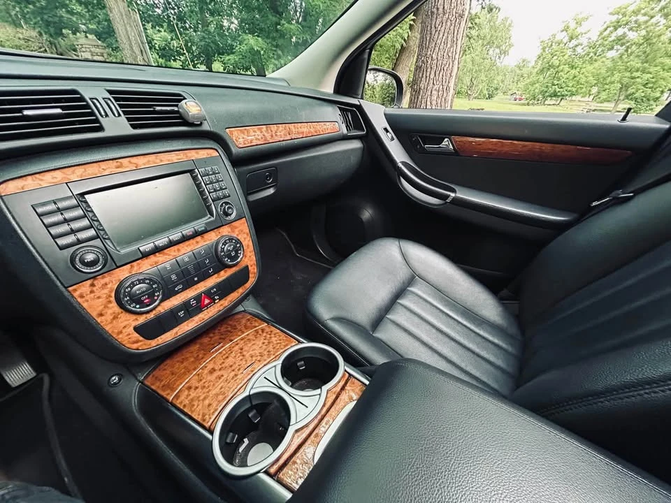2009 Mercedes-Benz W251 R-Class - Image 9 of 19