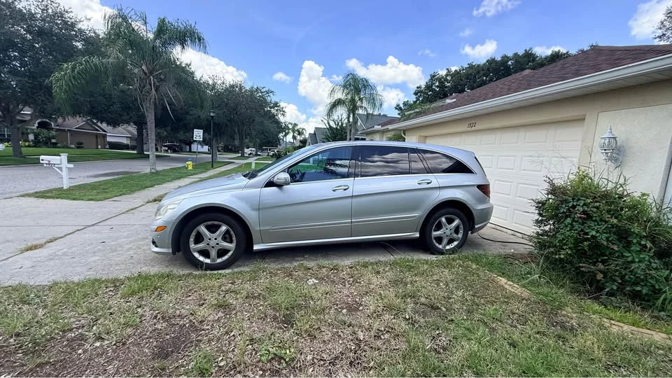 2009 Mercedes-Benz W251 R-Class - Image 10 of 13