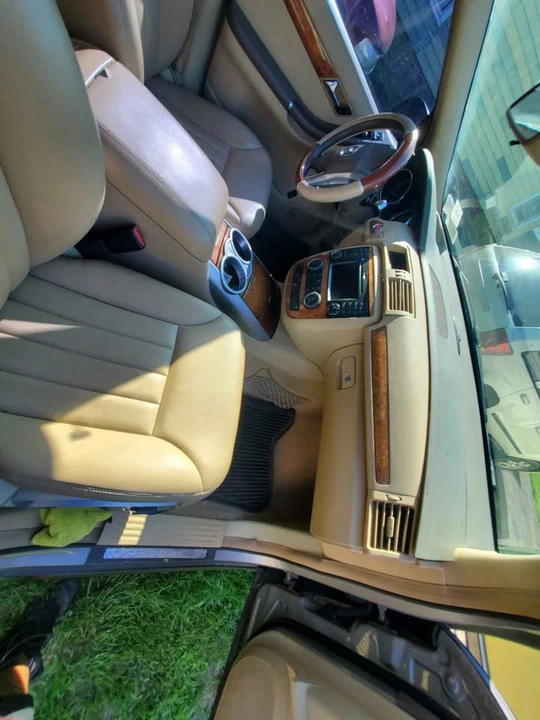 2009 Mercedes-Benz W251 R-Class - Image 3 of 14