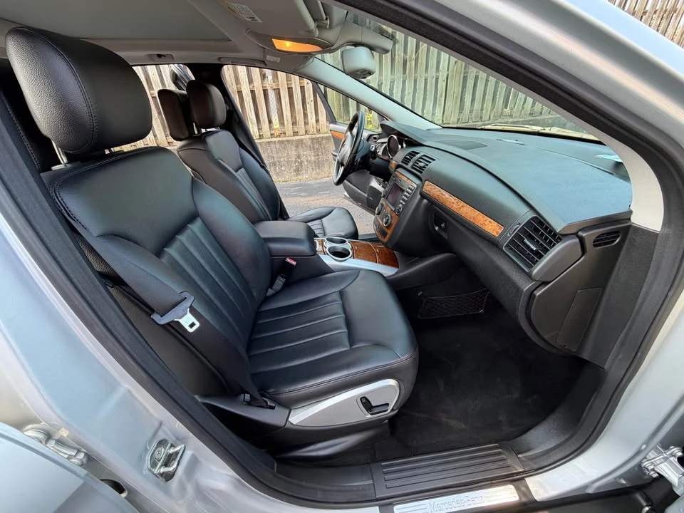 2009 Mercedes-Benz W251 R-Class - Image 11 of 17