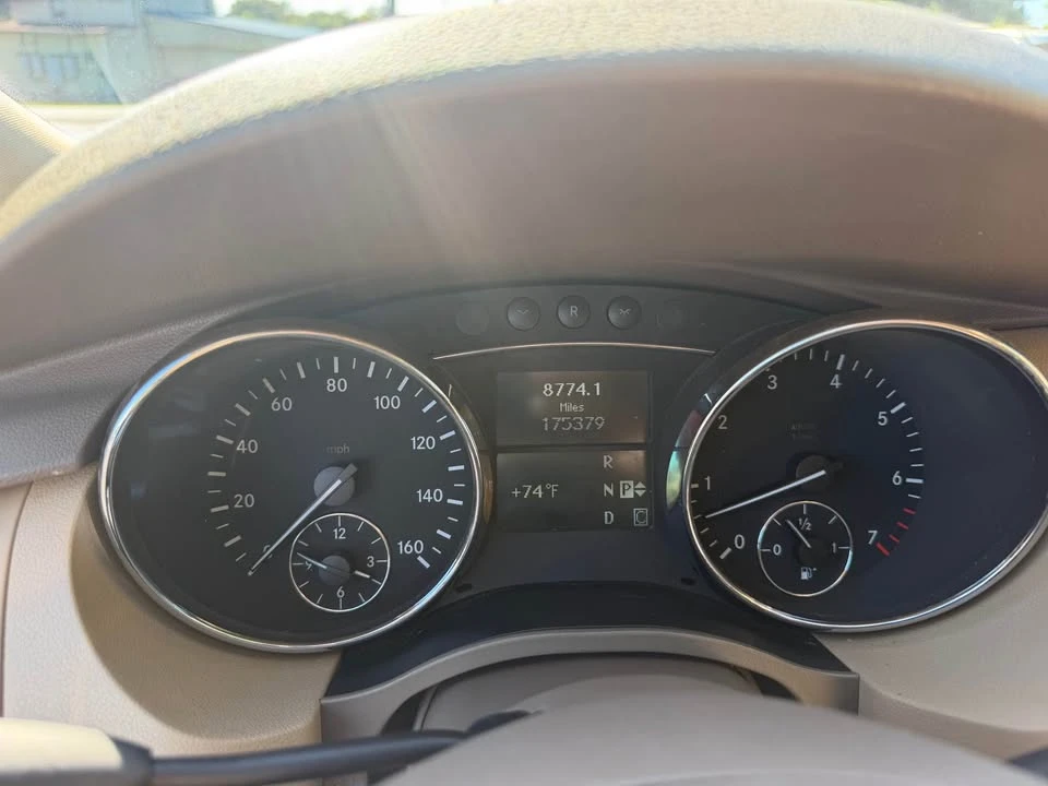 2009 Mercedes-Benz W251 R-Class - Image 11 of 14
