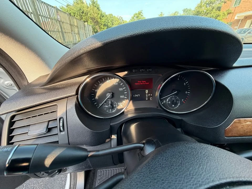 2009 Mercedes-Benz W251 R-Class - Image 17 of 17