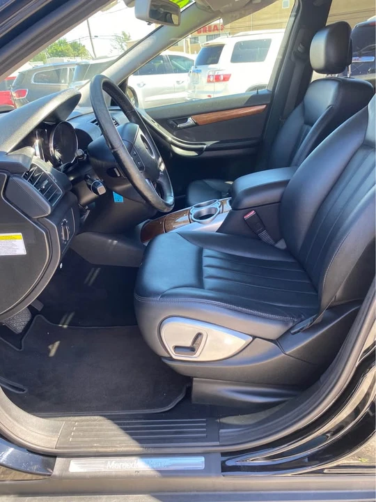 2009 Mercedes-Benz W251 R-Class - Image 10 of 15