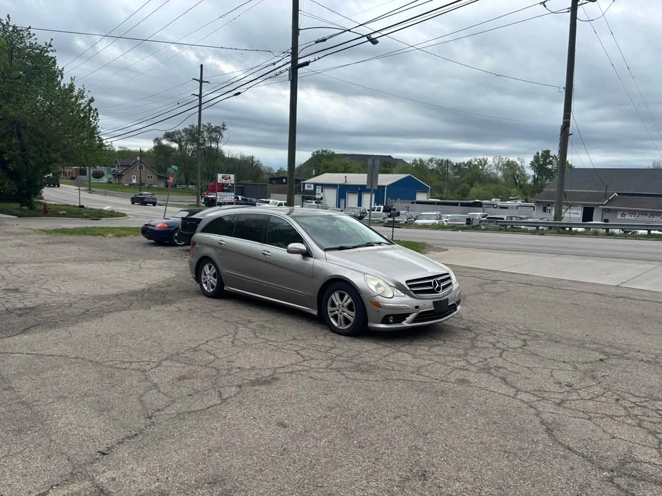2009 Mercedes-Benz W251 R-Class - Image 10 of 16