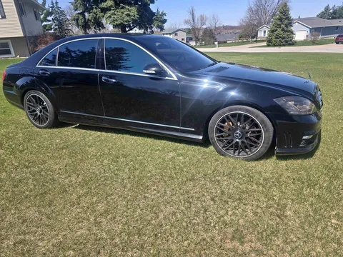 2009 Mercedes-Benz S-Class S 550 4MATIC Sedan 4D