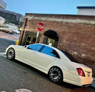 2009 Mercedes-Benz S-Class S 63 AMG Sedan 4D