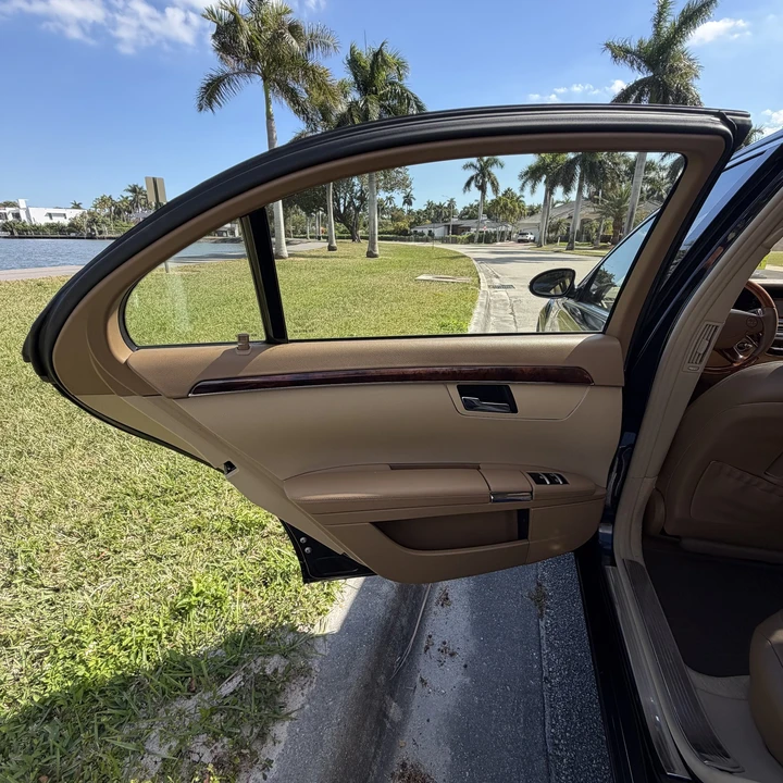 2009 Mercedes-Benz W221 S-Class - Image 16 of 21