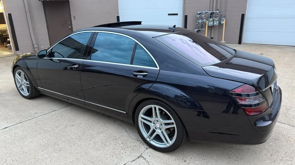 2009 Mercedes-Benz W221 S-Class - Image 2 of 17