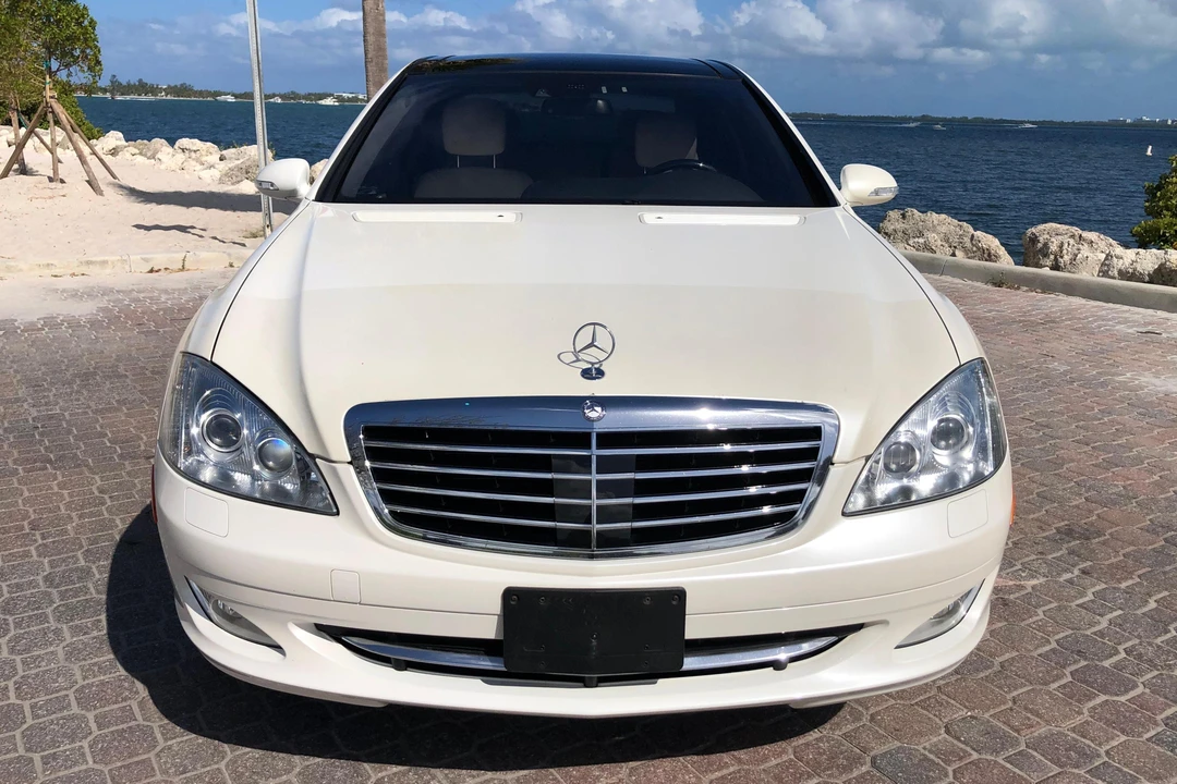 2009 Mercedes-Benz W221 S-Class - Image 2 of 31