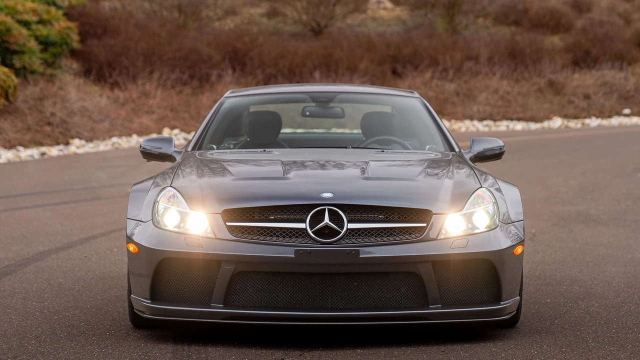 2009 Mercedes-Benz SL 65 AMG Black Series - Image 8 of 31
