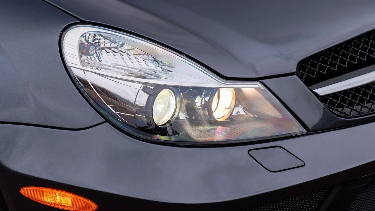 2009 Mercedes-Benz SL 65 AMG Black Series - Image 14 of 31